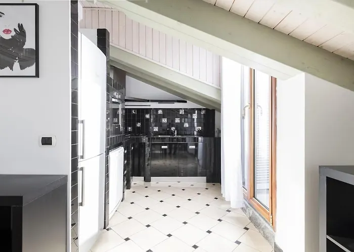 Easylife - - C Italia 68bp5 - P Ticinese *