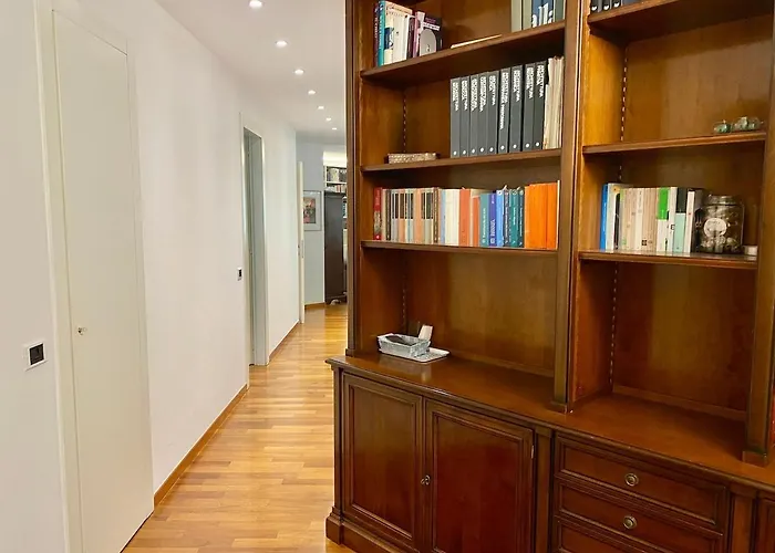 Comfortable And Convenient In Downtown *