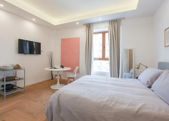 Contemporary - Station-nolo Area