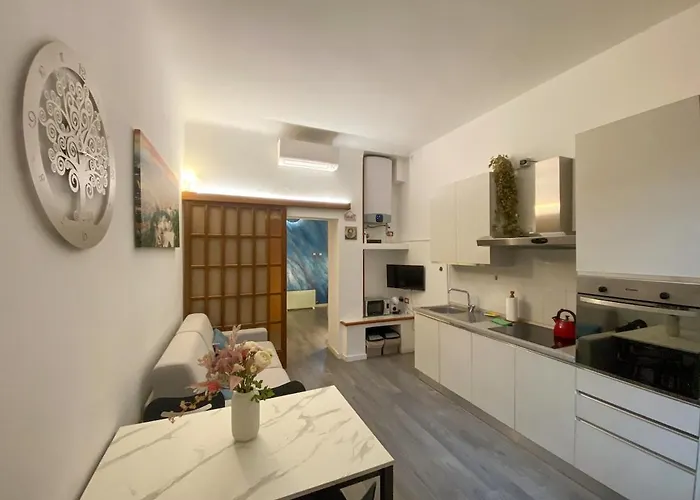 Arco Della Pace - Center Authenic *