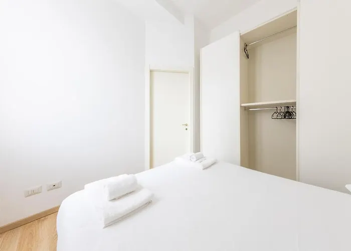 Eleganza In Porta Venezia - 4 Posti Letto Con Ac Apartmán