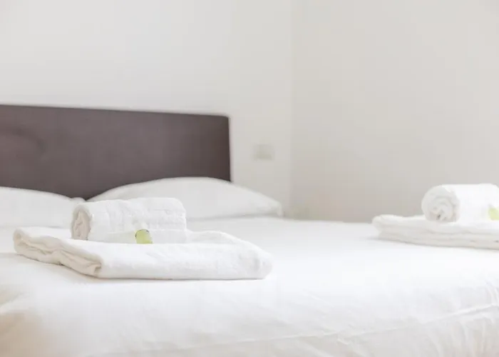 Apartmán Eleganza In Porta Venezia - 4 Posti Letto Con Ac *