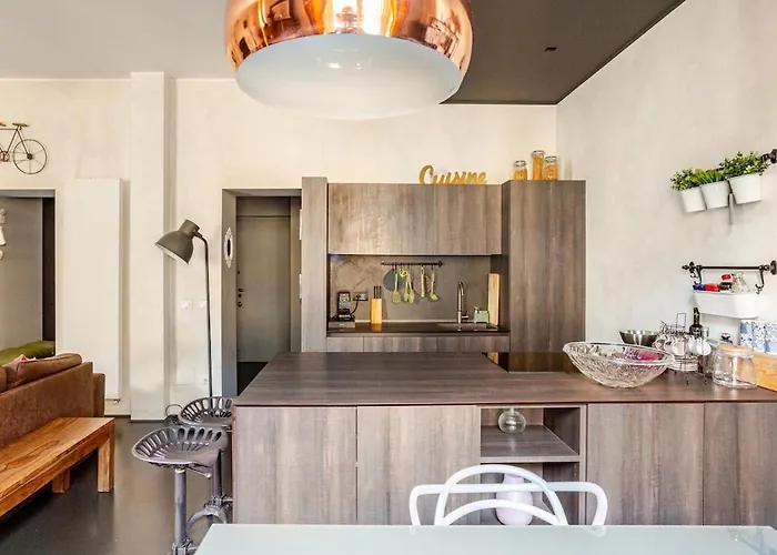 Industrial-chic In The Heart Of Isola Apartment Milan