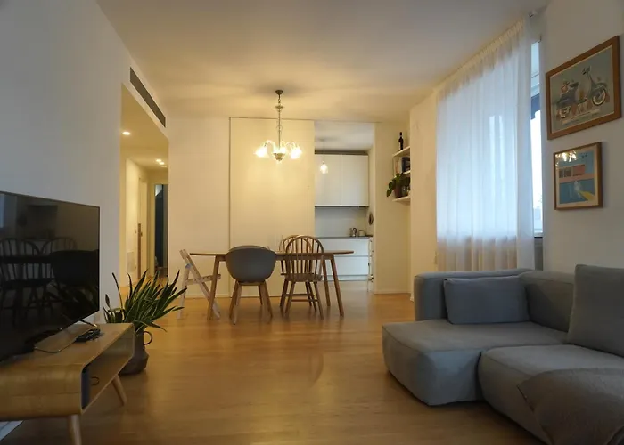 Tolstoj - 2 Bedrooms - Tortona District - At Your Place Apartmán *