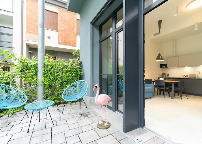 With Terrace And Pool, 5 Min From The Martesana ميلان