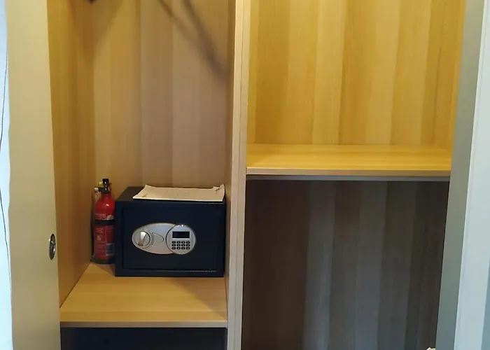 Luxury - Citta Studi Milán