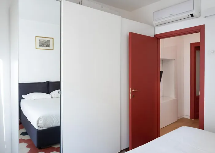 Characteristic One Bedroom Columns Of San Lorenzo Apartment Milan