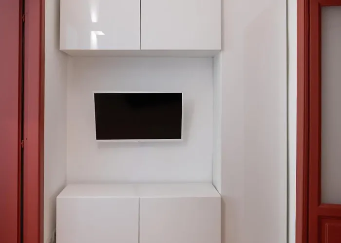 Apartment Characteristic One Bedroom Columns Of San Lorenzo *