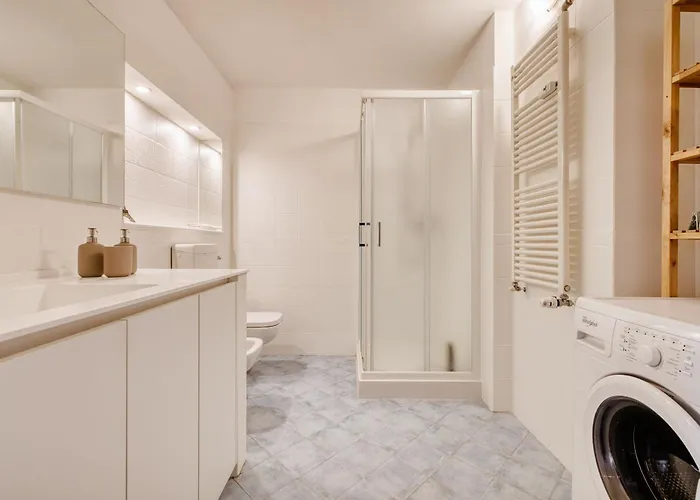 Just Urban Stays - Elegante Appartamento City Life 2min metro M1 e M5