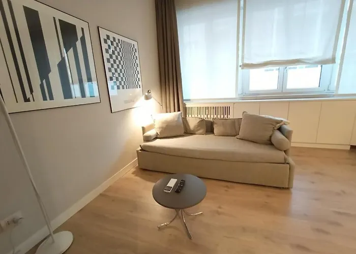 Dipalma In Centre Apartment