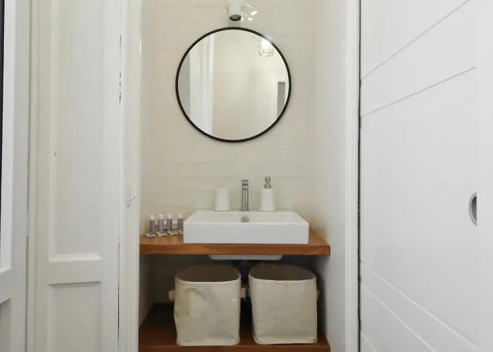 Station - Your From * Mediolan