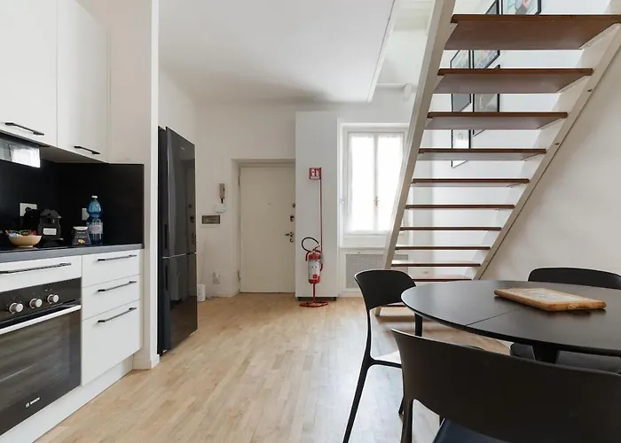 Navigli - Montevideo - Bilocale Su Due Piani * 밀라노