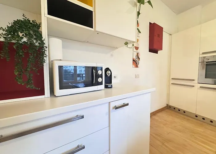 Wood Essence - Authentic Large -city Center Milaan