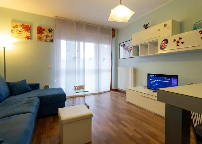 Smart - Near Navigli & Iulm Апартаменты