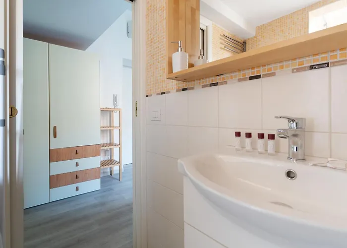 アパート Youth M2 Abbiategrasso Assago Tram 15 Duomo