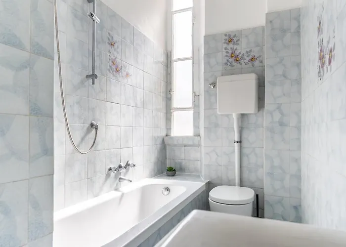 Duomo 7 Min - Design With Parking Apartman