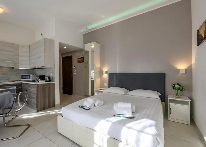 Tagiura, 25 - For Work And Leisure Milán