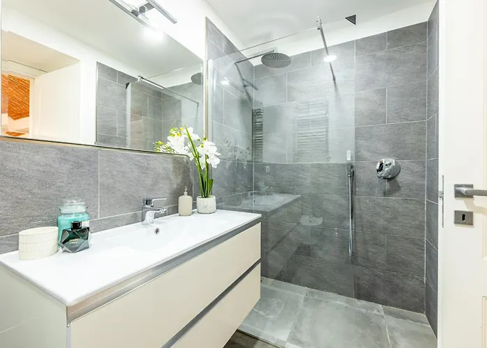 Appartement Colonna Lovely Loft - 10 Min Duomo - Buonarroti M1 *