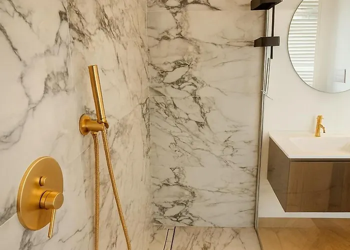 Modern Loft With Projector E Private Garden, Station *