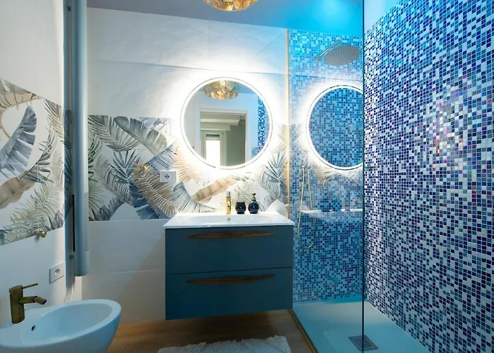 Stylish With Private Terrace & 2 Baths Appartement Milaan