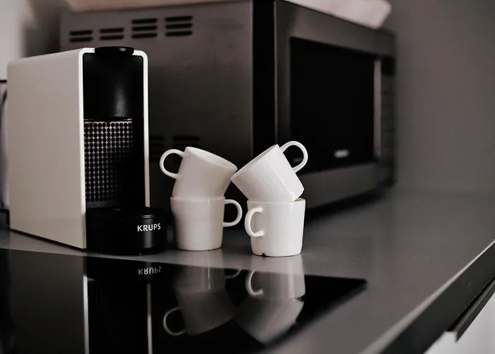 Just Urban - Bright With Terrace - M4 Tolstoj Apartment