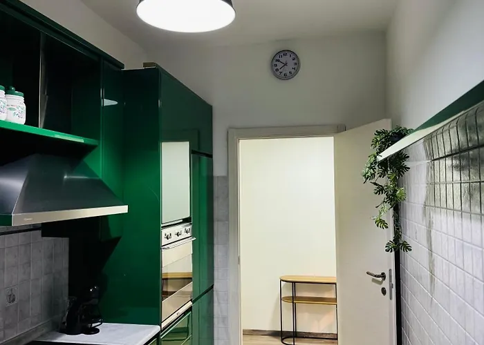 Corner House アパート ミラノ