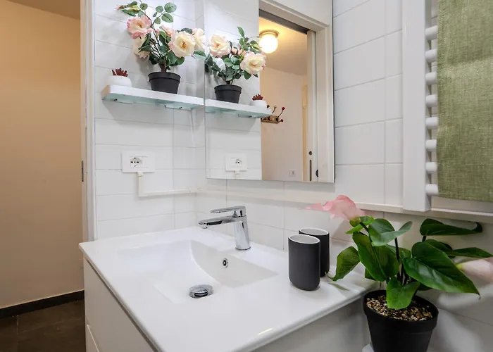 Porta Venezia Milano, Bilocale In Centro 公寓 *