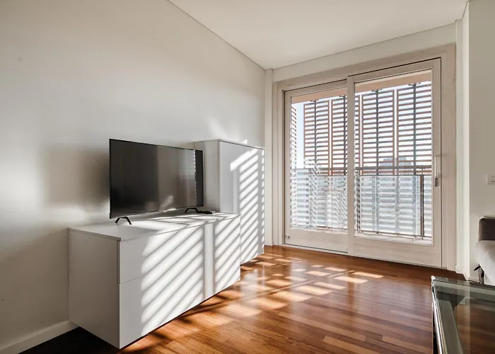 Giaxtower Palestra & Piscina Pure Living 5' Piano