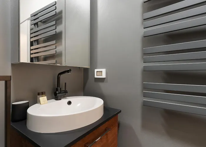 Brera - Ponte Vetero - Castello Monolocale In Centro * Mediolan