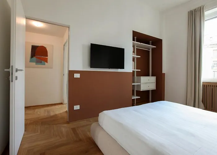 Hacca Collection - Luxury 3br Center