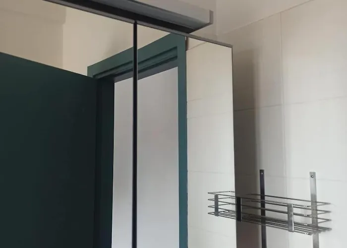 15 Min From The Cathedral, Spacious, Bright, Elevator, Wi-fi Lejlighed Milano