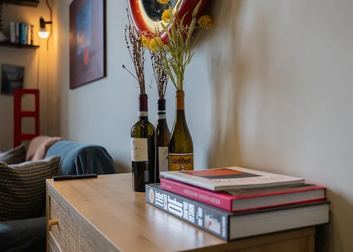 Design Canal Navigli View * ميلان