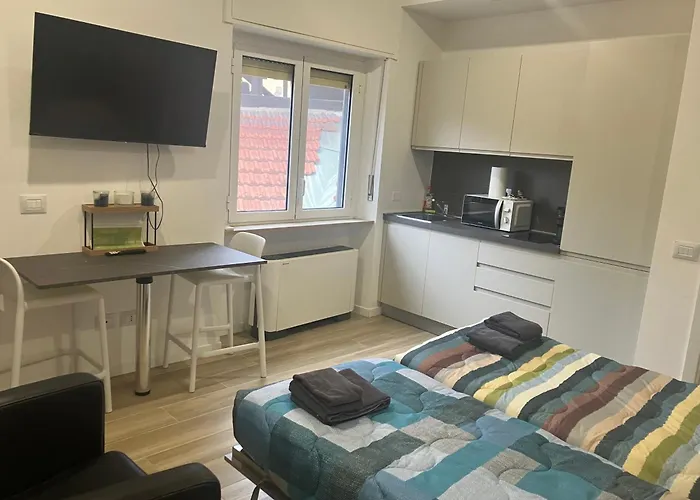 Olimpic Village Club * מילאנו