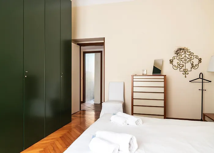 Апартаменты Youhosty - Compagnoni 8 *