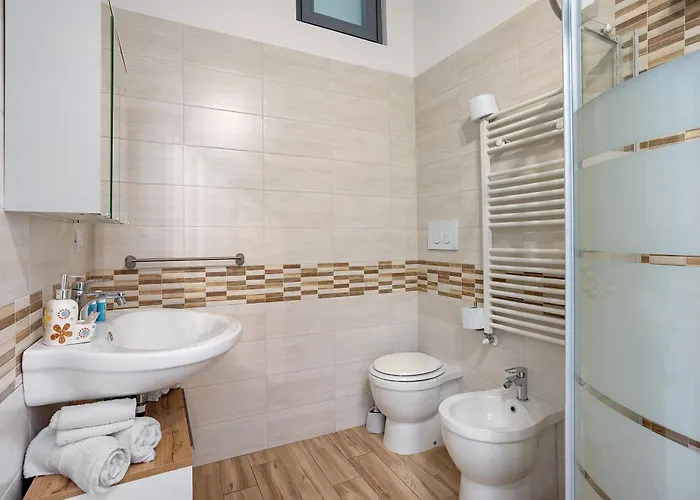 Modern Navigli - 5 * Milán