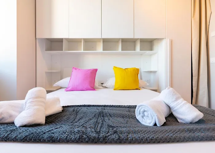 아파트 Ieo Area - Duomo 15 Min - New And Bright