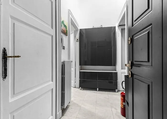 Strategico - Stazione - Free Wi Fi * Mediolan