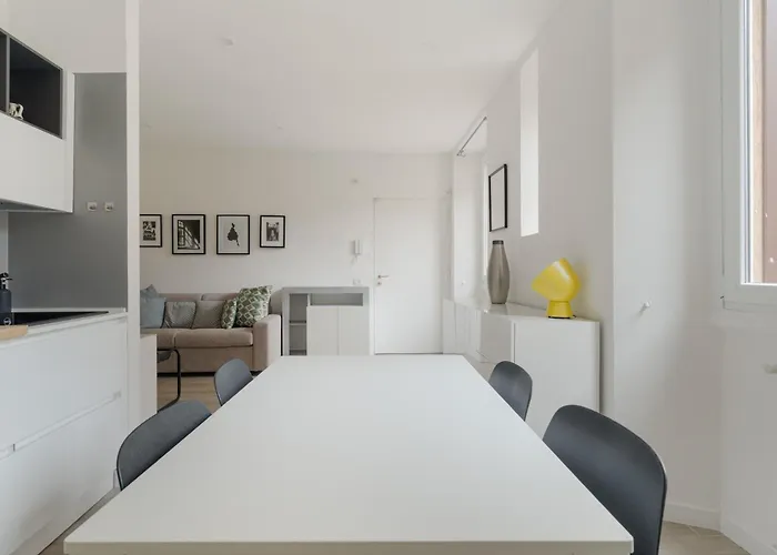 Apartmán Guesthost - Bright Flat Near Stazione Milán