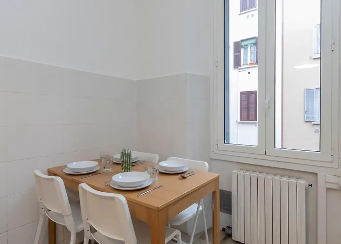 M1 M2 A Short Walk From The Subway Milano