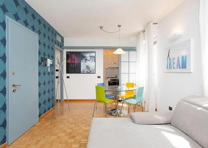 Light Blue Home-sempione Park-metro M2-brera 公寓 *