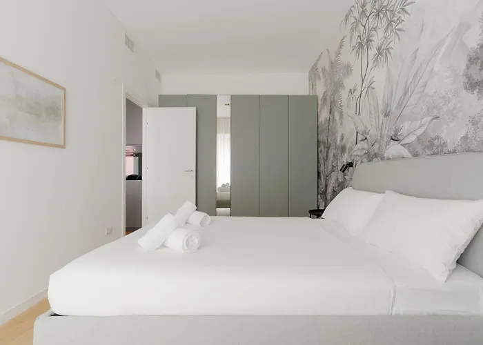 Chinatown - Lomazzo - Luminoso Bilocale *