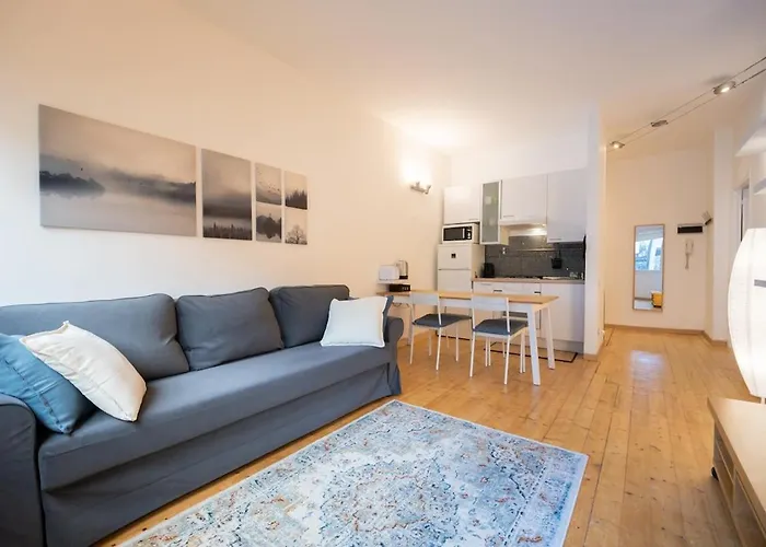 Parking, 2 Min To Metro, 8 Min To Rho Fair * Mailand