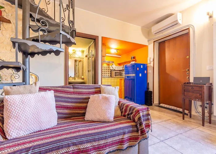 Lägenhet I-host - Unique Two-level In *