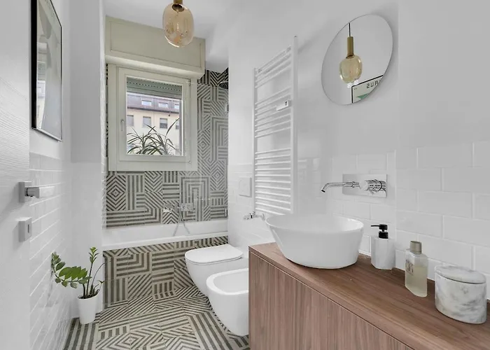 Colori E Stile Sui Navigli *