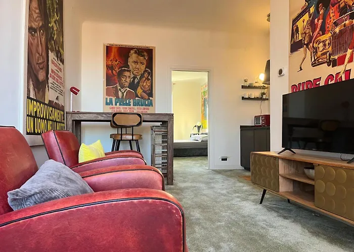 The Vintage Movie Naviglio Grande Milano