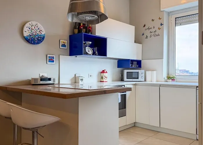 Metro 8 Min Cozy With Balcony Διαμέρισμα Μιλάνο