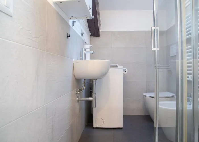 Isola - Leobrothers - Pergola 7b * Milano