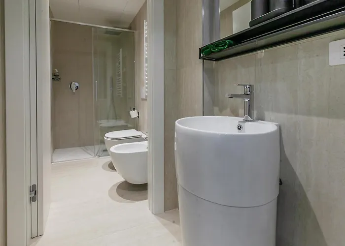 Garden M3 Duomo 12 Min *