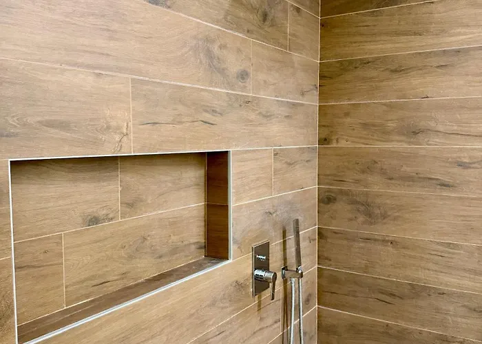 Luro - Suzzani 98 * מילאנו