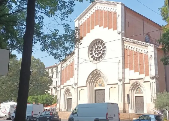 Mondrian's Flat In - Cadore V Giornate - Metro M4 Dateo Apartament